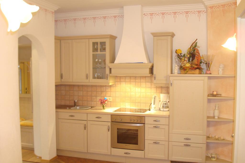 Gaestehaus Moser Ramingstein Habitación foto
